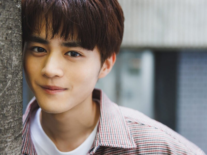 国宝級イケメンNEXT 部門で1位！期待の星「鈴鹿央士」のプロフィール